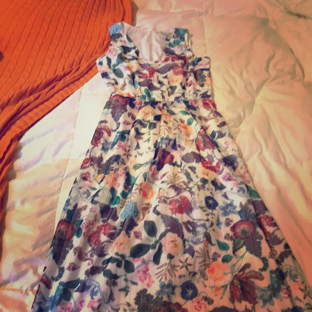 Maxi floral print dress